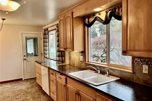 307 X St, Tumwater, WA 98501 - Photo 18