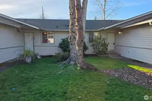 11316 1st Ave Ct E, Tacoma, WA 98445 - Photo 2