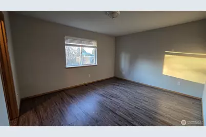 11316 1st Avenue Ct E, Tacoma, WA 98445 - Photo 20