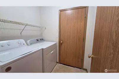 11316 1st Avenue Ct E, Tacoma, WA 98445 - Photo 18