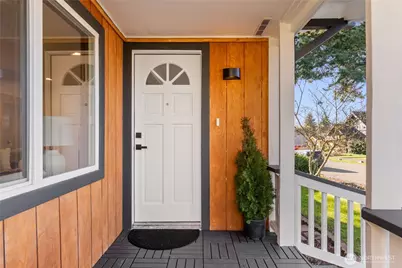 1239 S Verde Street, Tacoma, WA 98405 - Photo 4