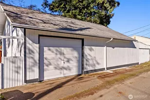 1239 S Verde St, Tacoma, WA 98405 - Photo 38