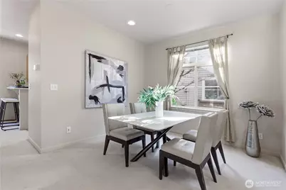 15743 NE 95th Way #53, Redmond, WA 98052 - Photo 2