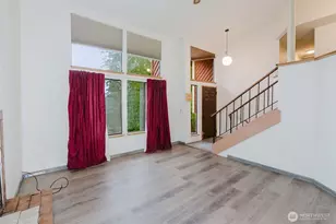 13607 W Raven Ln, Bremerton, WA 98312 - Photo 10