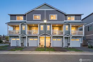 18124 1st Pl SW, Normandy Park, WA 98166 - Photo 1