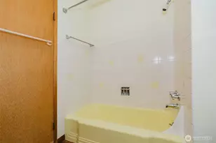 11610 19th Ave SW, Burien, WA 98146 - Photo 18