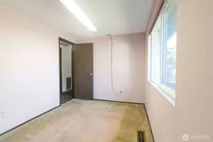 308 225th St SW, Bothell, WA 98021 - Photo 10