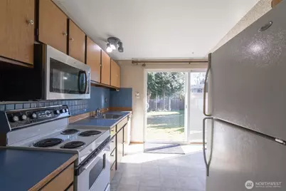 308 225th Street SW, Bothell, WA 98021 - Photo 6