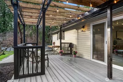 20511 Greening Road, Bothell, WA 98012 - Photo 32