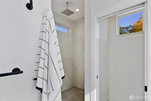 9011 14th Ave SW, Seattle, WA 98106 - Photo 28