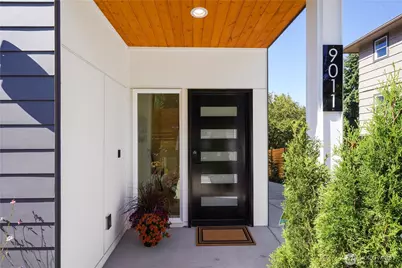 9011 14th Avenue SW, Seattle, WA 98106 - Photo 2