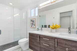 4459 Midvale Ave N, Seattle, WA 98103 - Photo 18