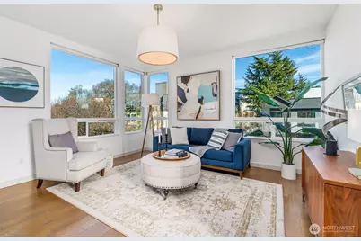 4459 Midvale Avenue N, Seattle, WA 98103 - Photo 4