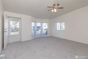 2611 S 288th St, Federal Way, WA 98003 - Photo 6