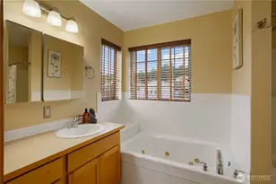 1934 W Earhart St, Bremerton, WA 98312 - Photo 20