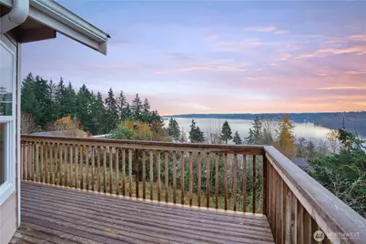 1934 W Earhart Street, Bremerton, WA 98312 - Photo 1