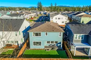 27103 235th Pl SE, Maple Valley, WA 98038 - Photo 32