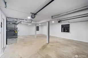 18011 NE 196th St, Woodinville, WA 98077 - Photo 32