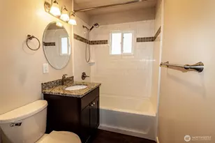 212 A&b Elm St, Bremerton, WA 98310 - Photo 22