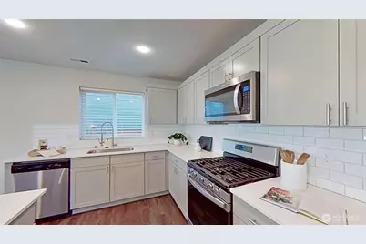 19839 22nd Avenue Ct E, Spanaway, WA 98387 - Photo 10