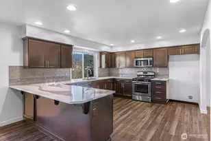 23907 Nookachamp Hills Dr, Mount Vernon, WA 98274 - Photo 10