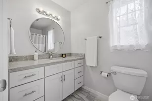 1372 Elm St, Lynden, WA 98264 - Photo 26