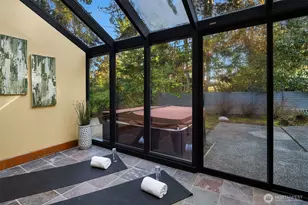 7816 NE 32nd St, Medina, WA 98039 - Photo 28