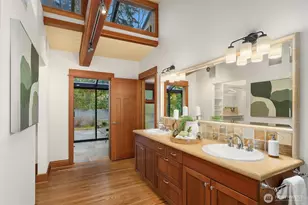 7816 NE 32nd St, Medina, WA 98039 - Photo 26