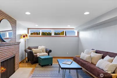 910 9th Avenue N, Edmonds, WA 98020 - Photo 26