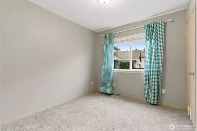 17814 37th Avenue E, Tacoma, WA 98446 - Photo 16