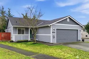 17814 37th Ave E, Tacoma, WA 98446 - Photo 2