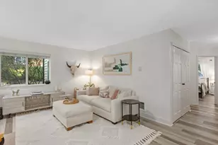 455 Newport Way NW, Issaquah, WA 98027 - Photo 4