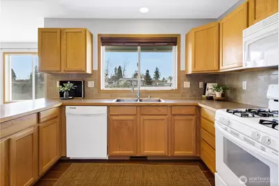 341 Franklin St, Buckley, WA 98321 - Photo 10