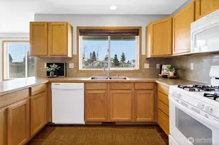 341 Franklin St, Buckley, WA 98321 - Photo 10