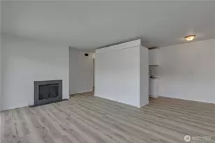 2524 Boyer Ave E, Seattle, WA 98102 - Photo 10