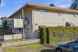 6325 Evergreen Wy, Everett, WA 98203 - Photo 2