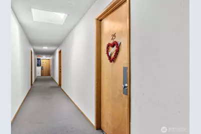 6325 Evergreen Way, Everett, WA 98203 - Photo 16