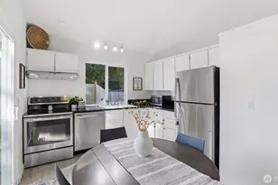 12227 NE 137th Pl, Kirkland, WA 98034 - Photo 10