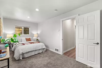 18121 12th Avenue NE, Shoreline, WA 98155 - Photo 12