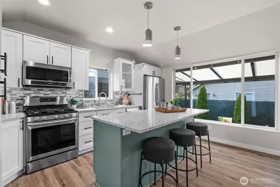 18121 12th Avenue NE, Shoreline, WA 98155 - Photo 8