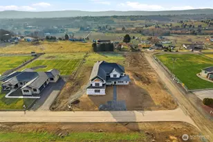 659 Friedline Rd, Yakima, WA 98908 - Photo 2