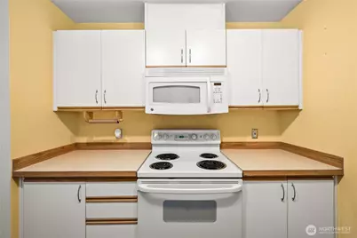 4020 S 222nd Place #101, Kent, WA 98032 - Photo 8