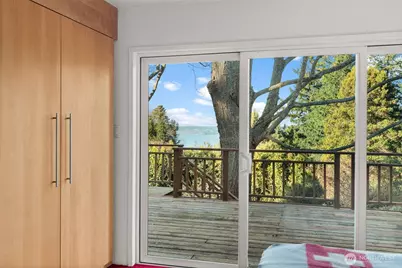 15233 22nd Avenue SW, Burien, WA 98166 - Photo 18