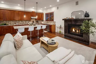 14424 SE 17th St, Bellevue, WA 98007 - Photo 12