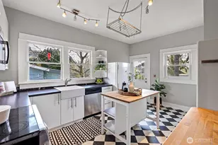 827 NW 61st St, Seattle, WA 98107 - Photo 16