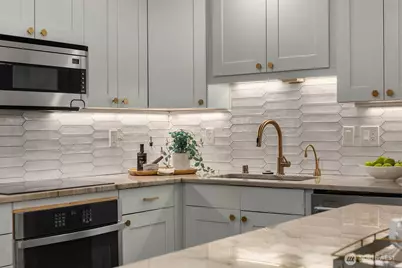 526 1st Avenue S #205, Seattle, WA 98104 - Photo 6