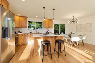 11306 25th Avenue SW, Seattle, WA 98146 - Photo 4