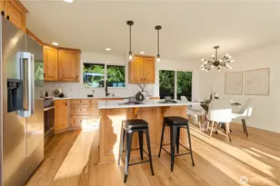 11306 25th Ave SW, Seattle, WA 98146 - Photo 4