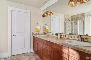 278 Vashon Pl NE, Renton, WA 98059 - Photo 22