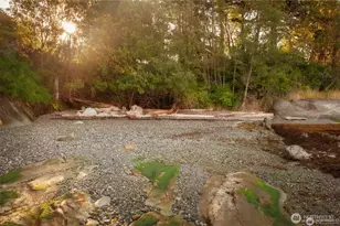 2383 W Shore Dr, Lummi Island, WA 98262 - Photo 20